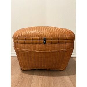 Vintage Woven Wicker Rattan Basket Storage Chest Trunk Montessori Cottage Boho